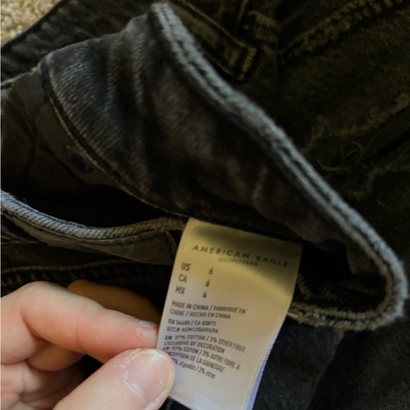 American eagle Distressed Black Denim Shorts - Picture 3 of 4